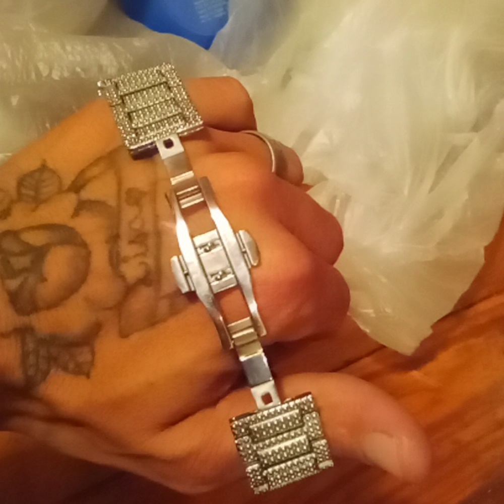 Mens Watch - Picture 4 of 4
